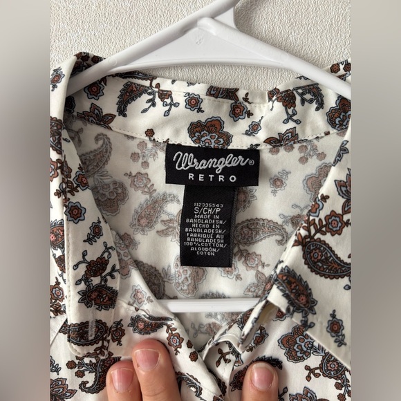 Wrangler Retro | Pearl Snap | Women’s small | Paisley - Picture 4 of 7